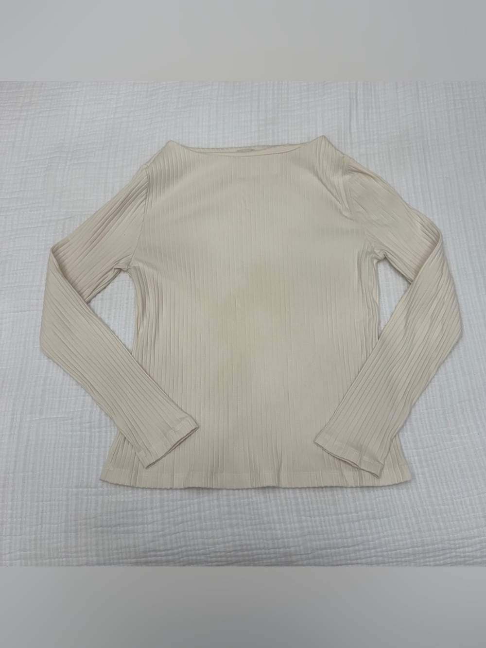 a. new day cream ribbed long sleeve top size m